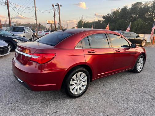 2014 Chrysler 200 LX