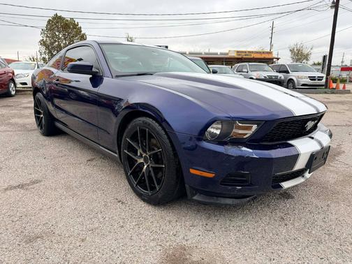 2012 Ford Mustang V6