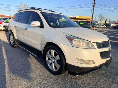 2011 Chevrolet Traverse LT