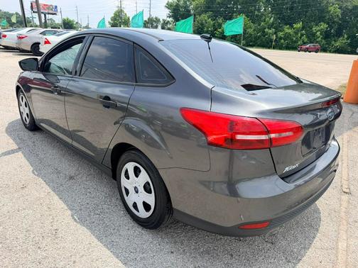 Gray 2016 Ford Focus S