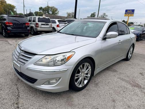 2013 Hyundai Genesis 