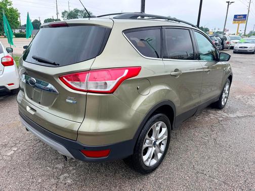 GREEN 2013 Ford Escape SEL