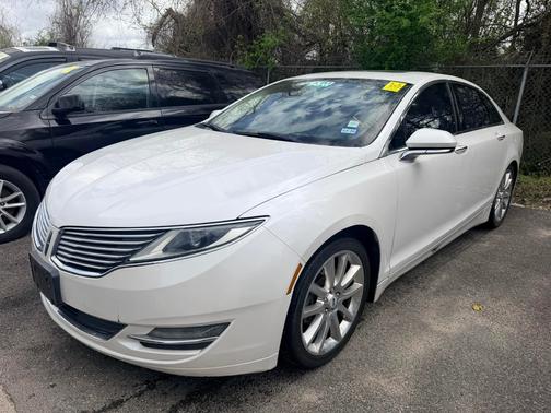 2016 Lincoln MKZ Base