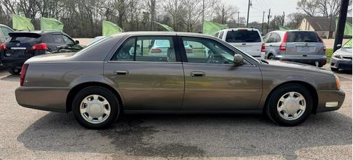 2000 Cadillac DeVille Base