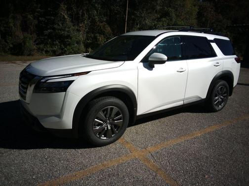 2025 Nissan Pathfinder SV FWD