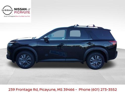 2025 Nissan Pathfinder SV FWD