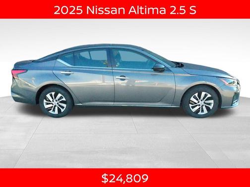 2025 Nissan Altima S FWD
