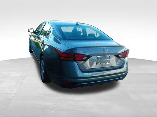 2025 Nissan Altima S FWD
