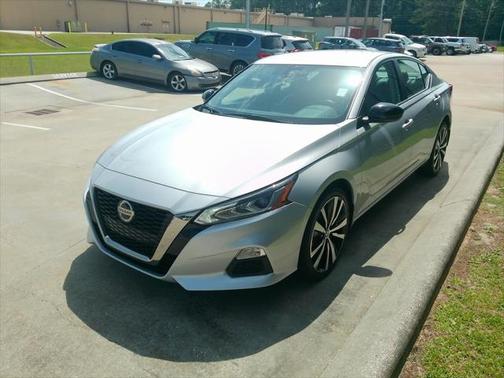 2022 Nissan Altima SR Intelligent AWD