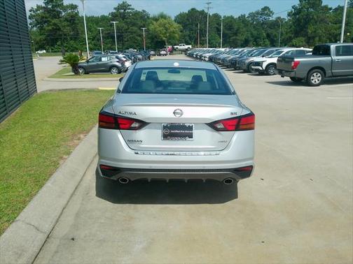 2022 Nissan Altima SR Intelligent AWD