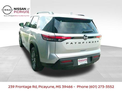 2025 Nissan Pathfinder SV FWD