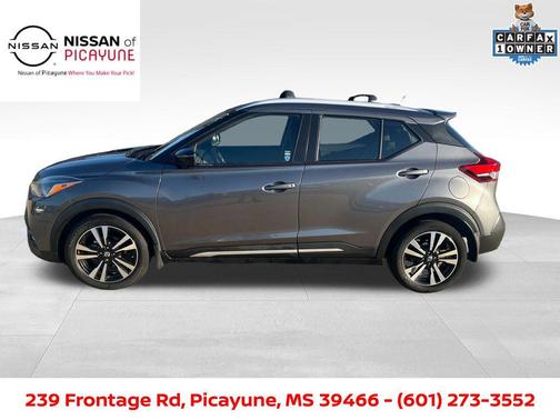 2020 Nissan Kicks SR
