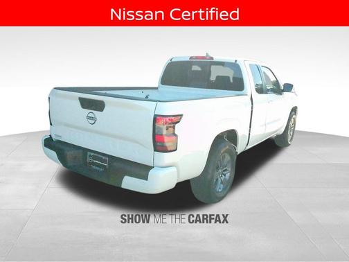 2025 Nissan Frontier SV