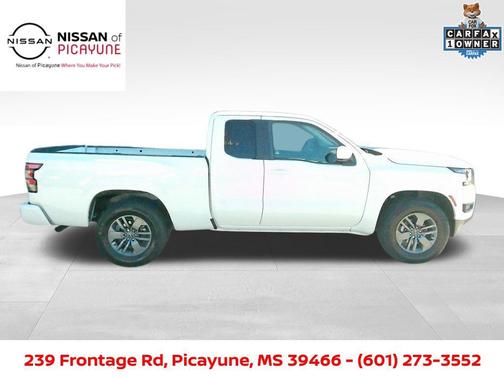 2025 Nissan Frontier SV