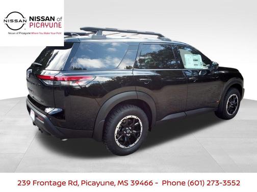 2025 Nissan Pathfinder Rock Creek 4WD