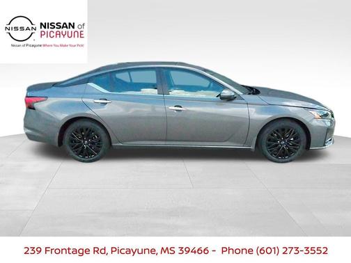 2025 Nissan Altima SV FWD