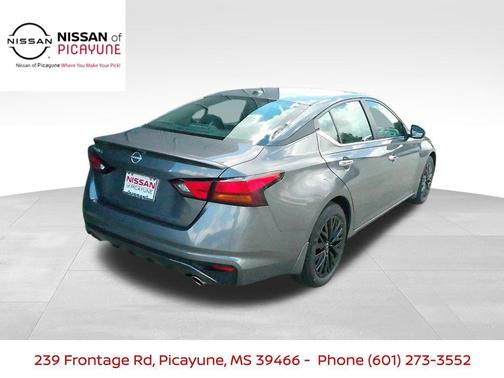 2025 Nissan Altima SV FWD