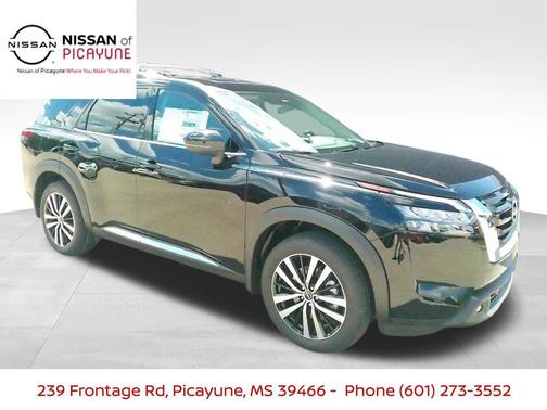 2025 Nissan Pathfinder Platinum FWD