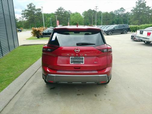 2024 Nissan Rogue SL