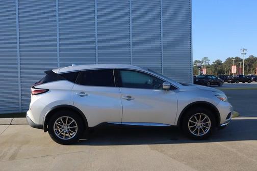 Photo 2 of 24 of 2016 Nissan Murano SL