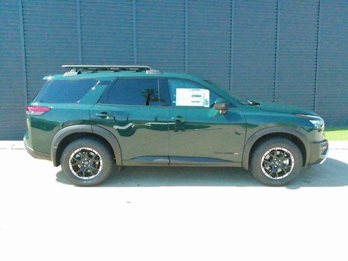 2025 Nissan Pathfinder Rock Creek 4WD