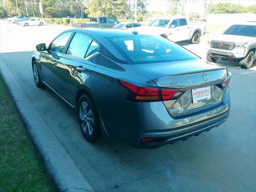 2025 Nissan Altima S FWD