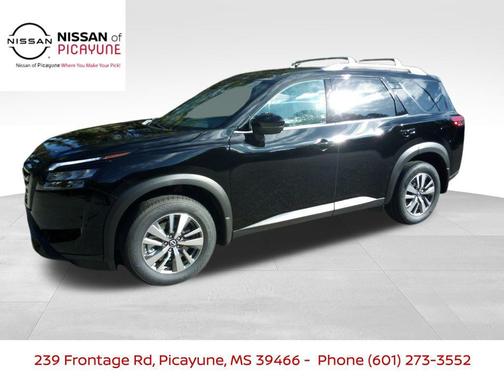 2025 Nissan Pathfinder SL FWD