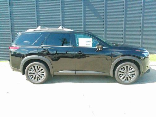 2025 Nissan Pathfinder SL FWD