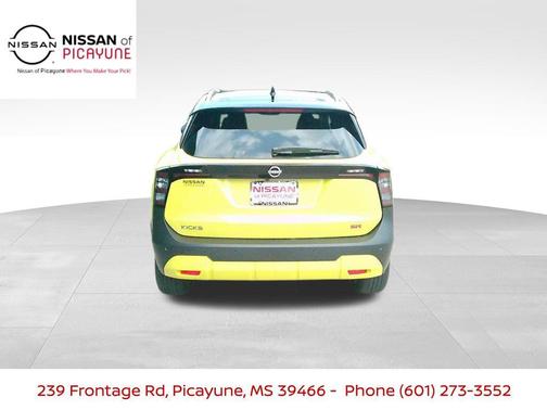 2025 Nissan Kicks SR