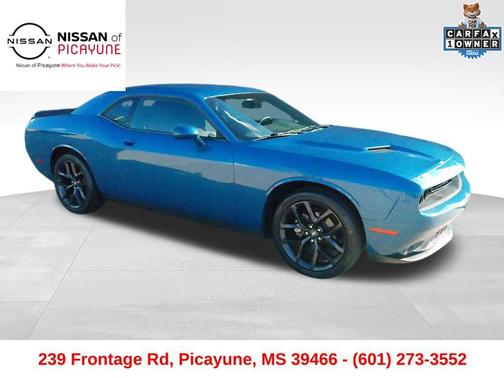 2022 Dodge Challenger SXT