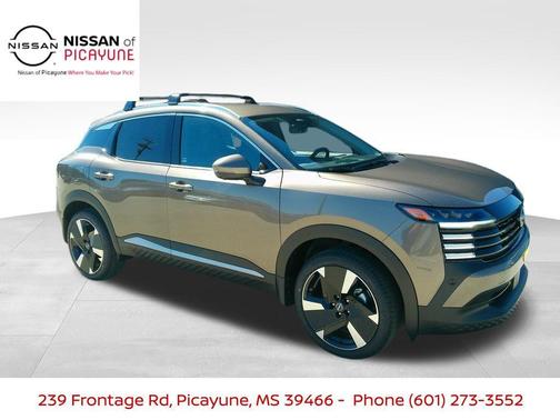 2025 Nissan Kicks SR