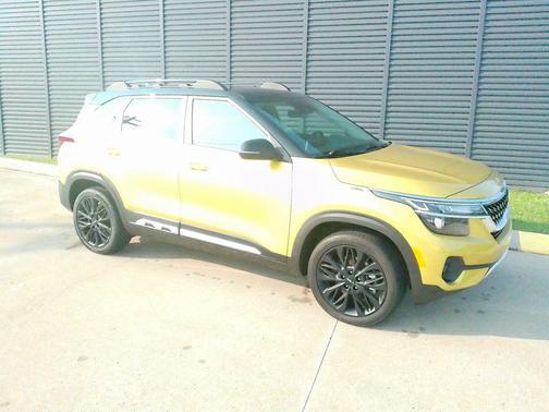 2023 Kia Seltos Nightfall Edition