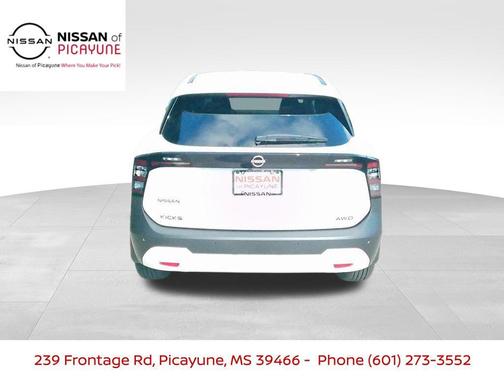 2025 Nissan Kicks SV