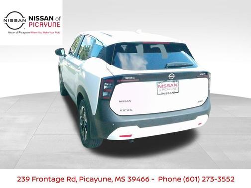 2025 Nissan Kicks SV