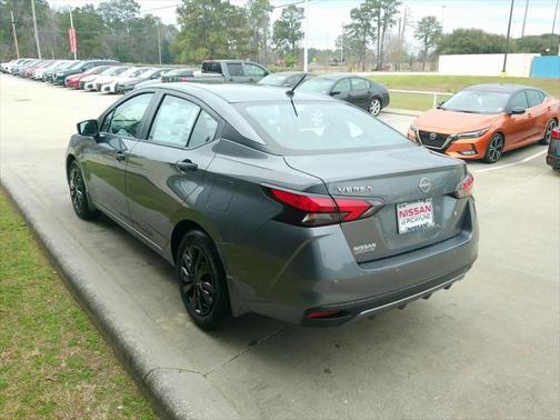 2025 Nissan Versa 1.6 S