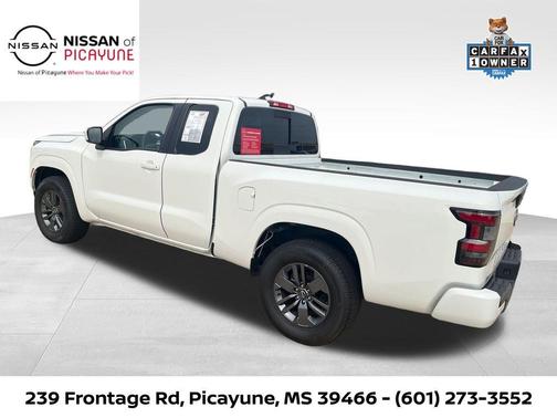 2025 Nissan Frontier SV