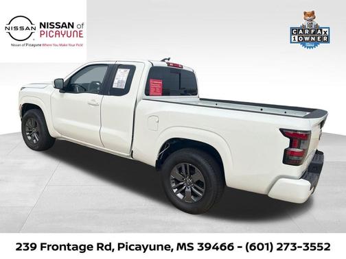 2025 Nissan Frontier SV