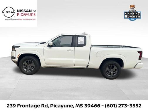 2025 Nissan Frontier SV