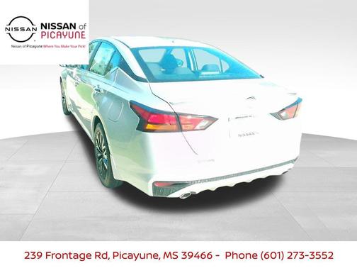 2025 Nissan Altima SV FWD