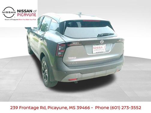 2025 Nissan Kicks SV