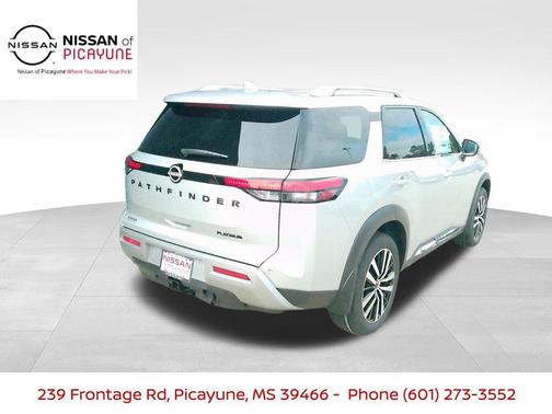 2025 Nissan Pathfinder Platinum FWD