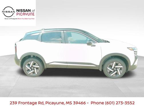 2025 Nissan Kicks SV