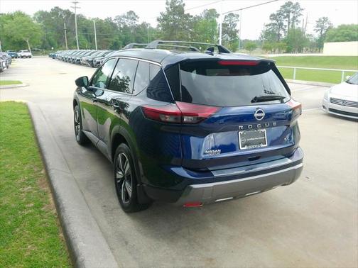 2024 Nissan Rogue SL