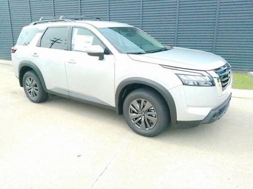 2025 Nissan Pathfinder SV 4WD