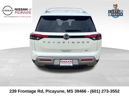 2023 Nissan Pathfinder SL FWD