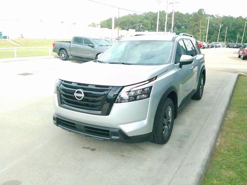 2025 Nissan Pathfinder SV FWD