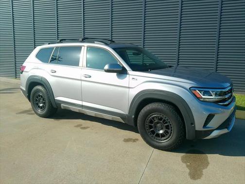 2021 Volkswagen Atlas 3.6L SE w/Technology