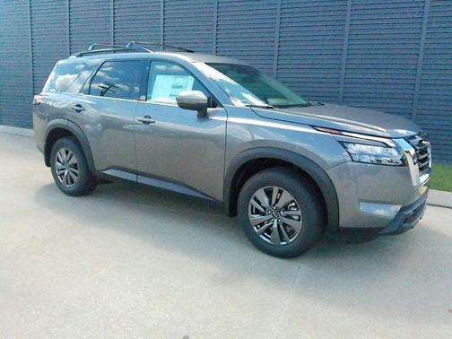 2025 Nissan Pathfinder SV FWD