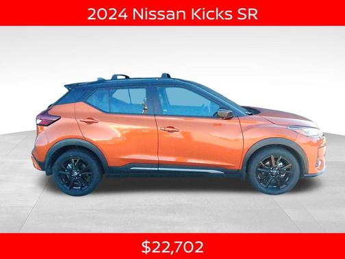2024 Nissan Kicks SR