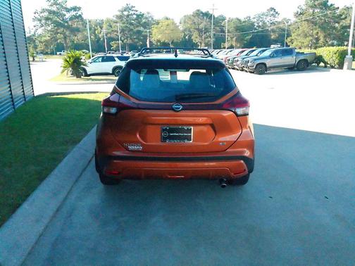 2024 Nissan Kicks SR